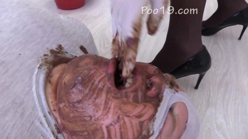 Thefartbabes Eating crap under penalty of punishment [FullHD] (Scatshop/2021)
