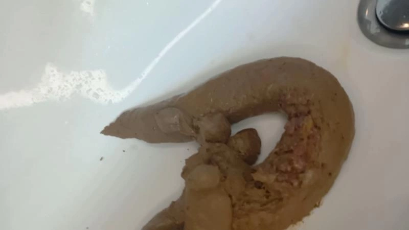 Smutty Luce DIRTY TALK ALERT! Toilet Sink Huge Load [HD] (2025)