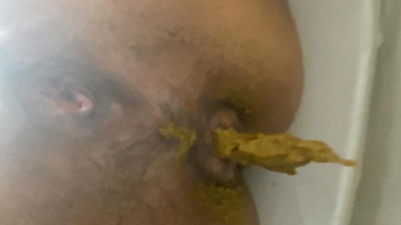 ANOOK84 SHITTING SITTING ON THE SINK [FullHD] (2025)