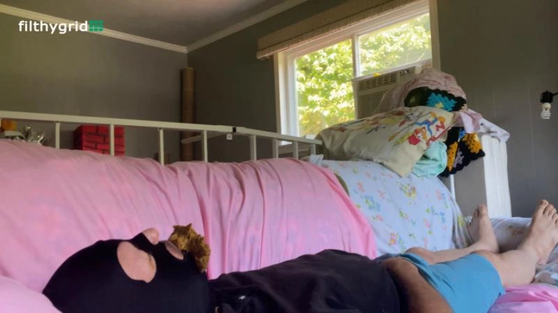 Kazer Sucks and Fucks Toilet Slave [UltraHD/4K] (2025)