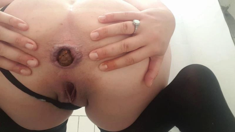 PottyQueen Tease my slaves w a meal [FullHD] (2025)