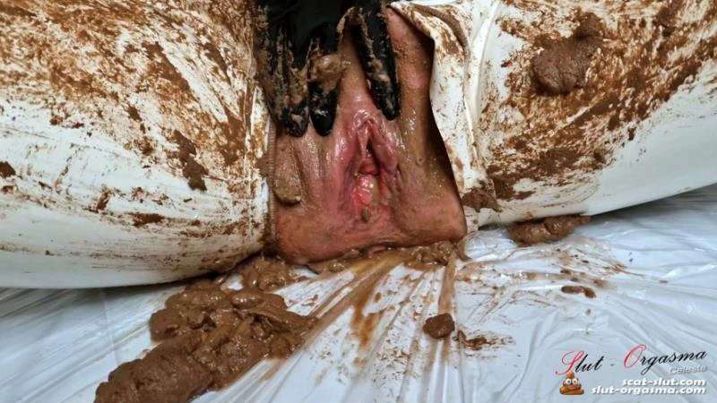 Scat Slut-Orgasma Celeste extreme scat play in white rubber catsuit and ... [FullHD] (2025)