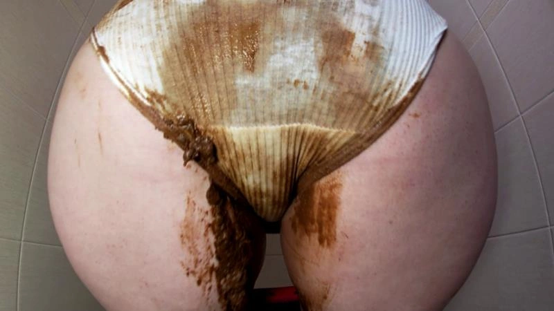 cleopatra Sensual Panty Pooping [2K] (2025)