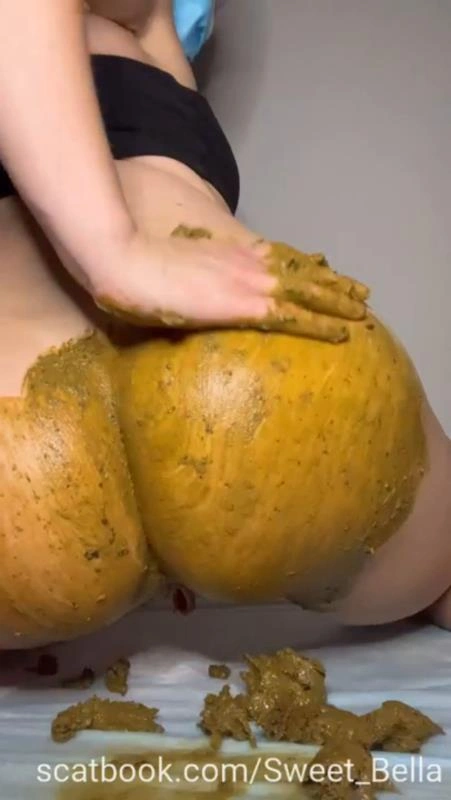 Sweet Bella Masturbation Smearing P1 [SD] (2025)