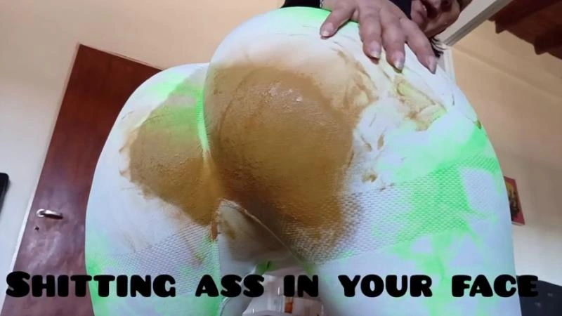 Miamartins Creamy poop seeping through my leggings [HD] (2026)