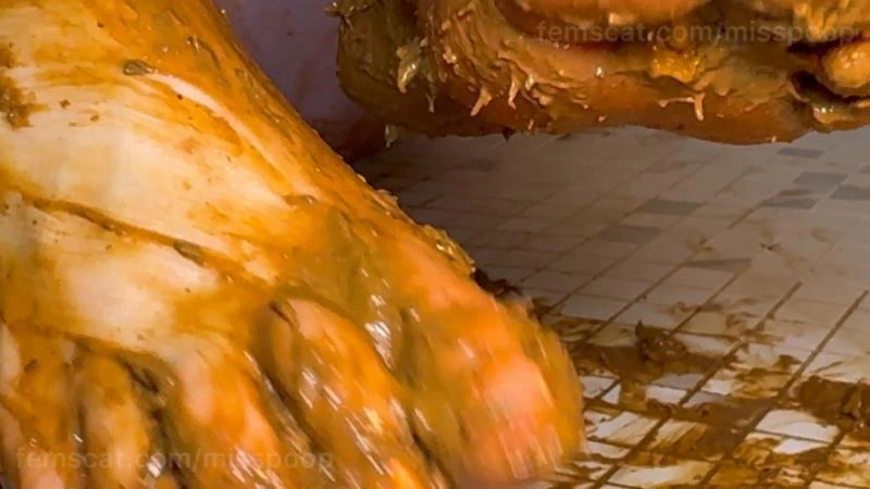 MissPoop Dirty feet with poo [FullHD] (2026)