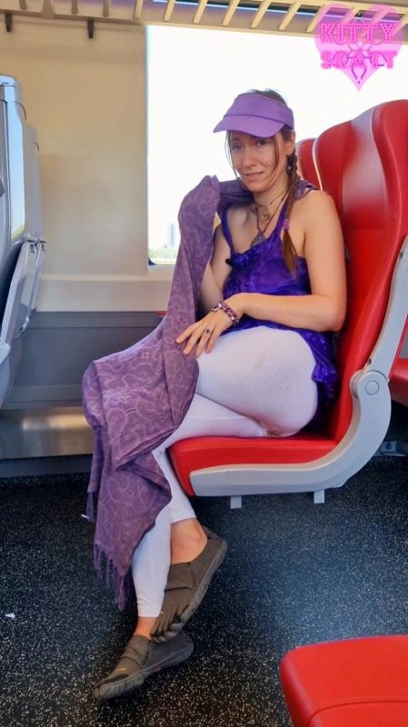 Kitty Skatt Public Crowded Train Shit in White Leggings [SD] (2026)